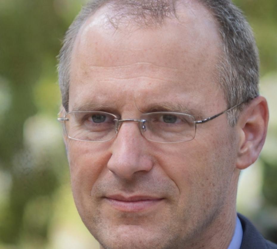 Budi Santoso - Data Analyst